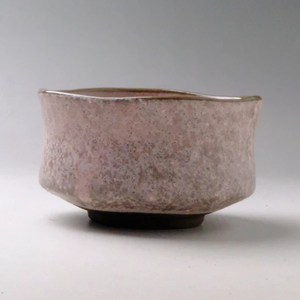日本製 美濃燒 櫻之雪原 抹茶碗正面展示圖