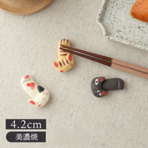 【日本美濃燒】手工貓咪筷子托 | 陶器餐桌擺飾（三隻裝）