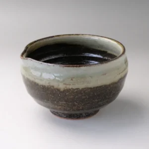 japan-minoware-chamaki-katakuchi-matcha-bowl-main