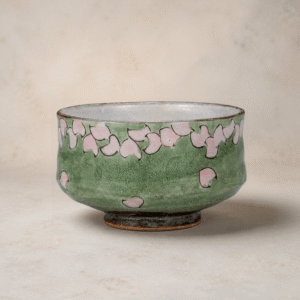 日本製 九谷燒 花櫻抹茶碗（東孝子作・附原廠木盒） | 11.2cm
